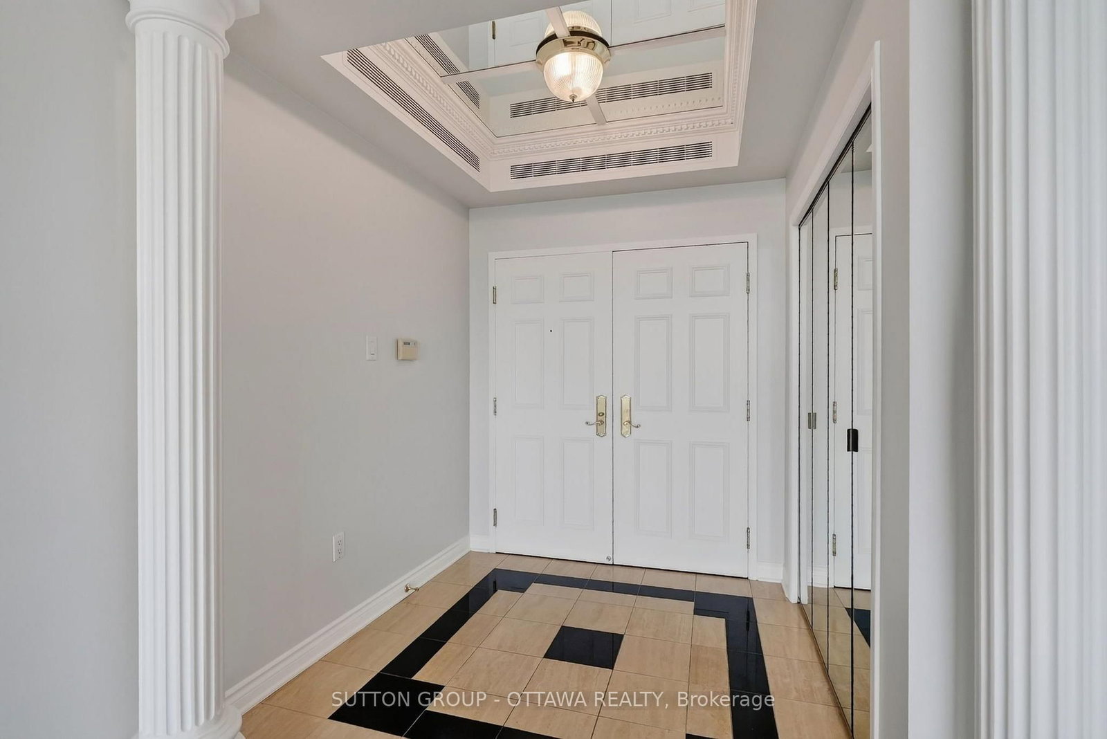 1480 RIVERSIDE Drive • #803 • Ottawa, ON photo 3