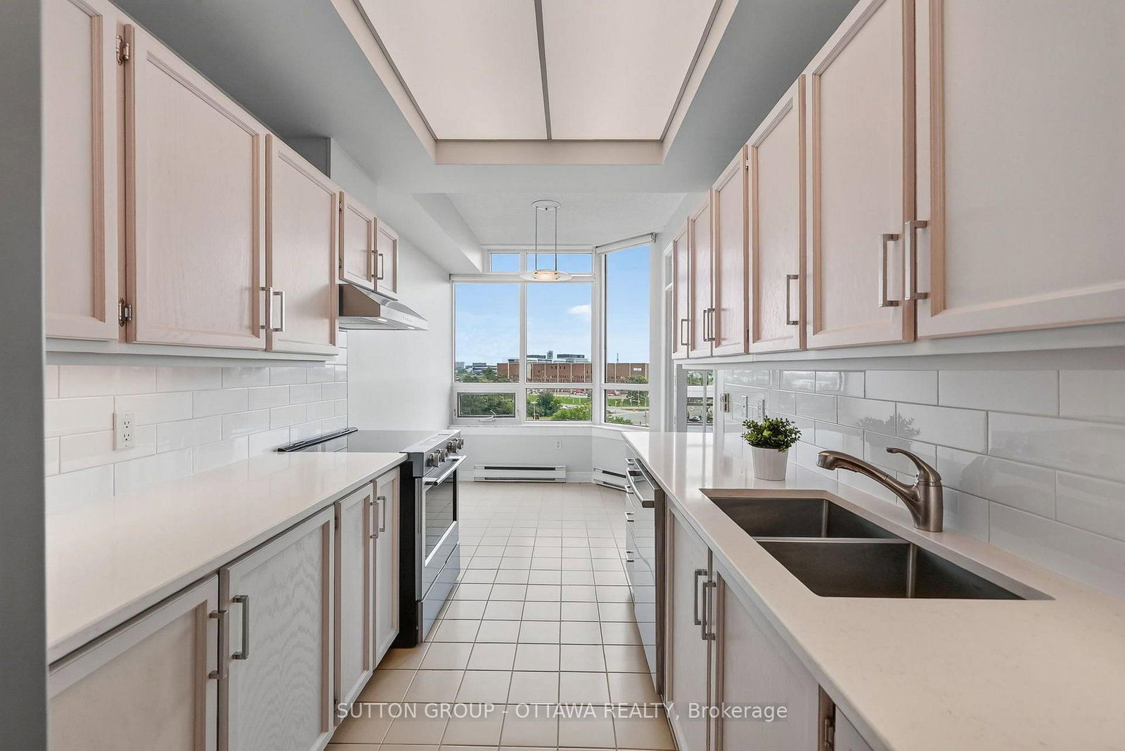 1480 RIVERSIDE Drive • #803 • Ottawa, ON photo 8