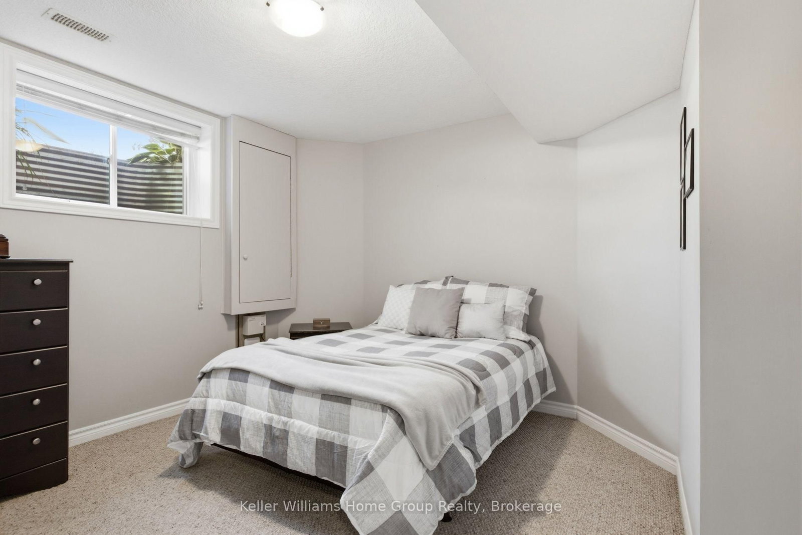 30 Inett Way • Centre Wellington, ON photo 31