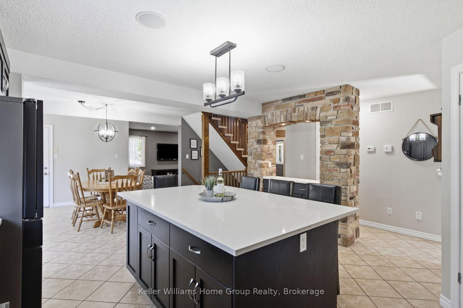 30 Inett Way • Centre Wellington, ON photo 9
