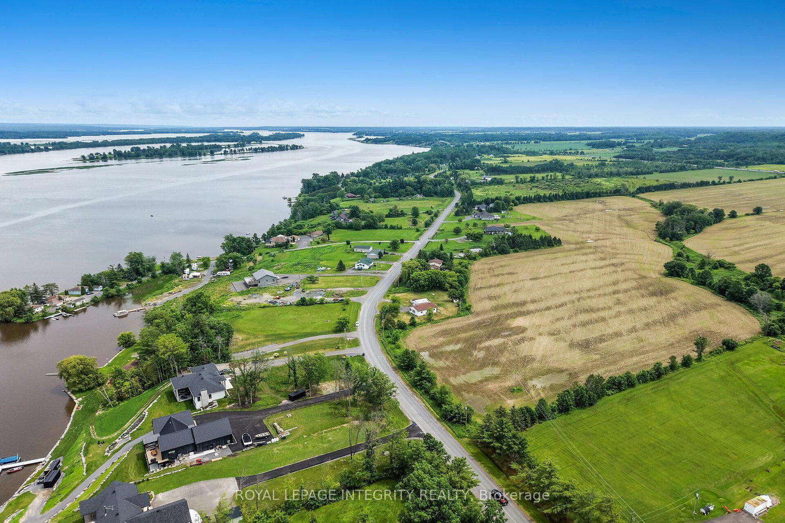 3156 Old Highway 17 Road • Clarence-Rockland, ON photo 42