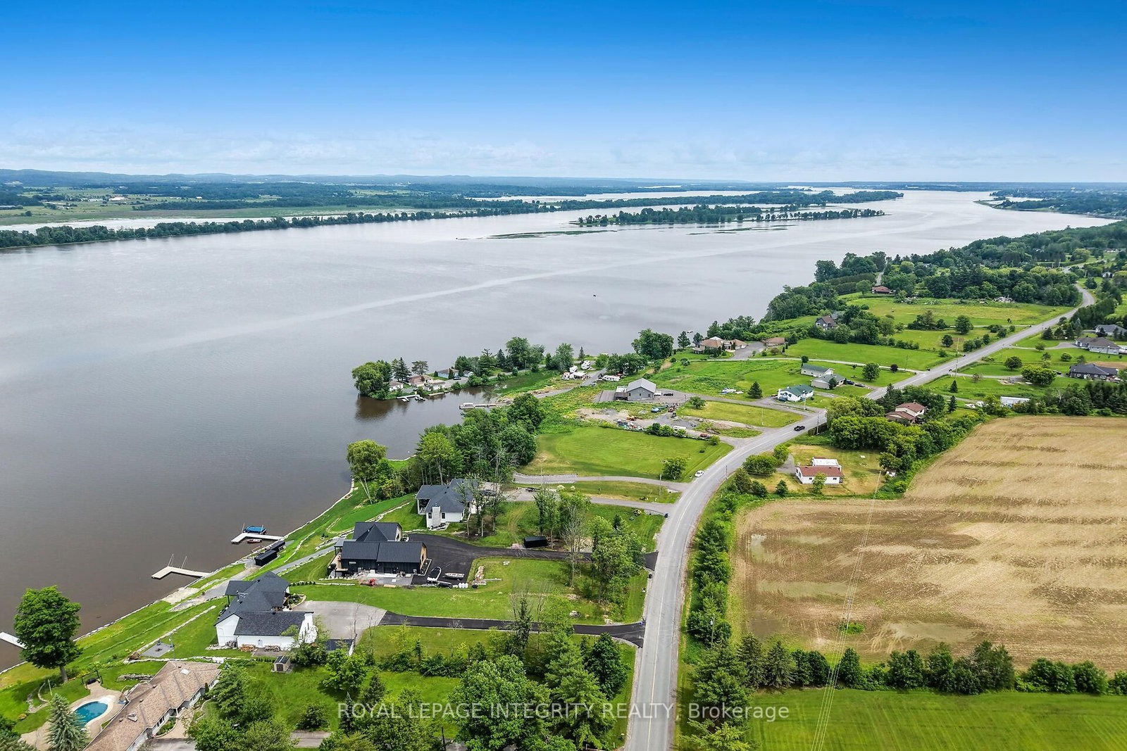 3156 Old Highway 17 Road • Clarence-Rockland, ON photo 43