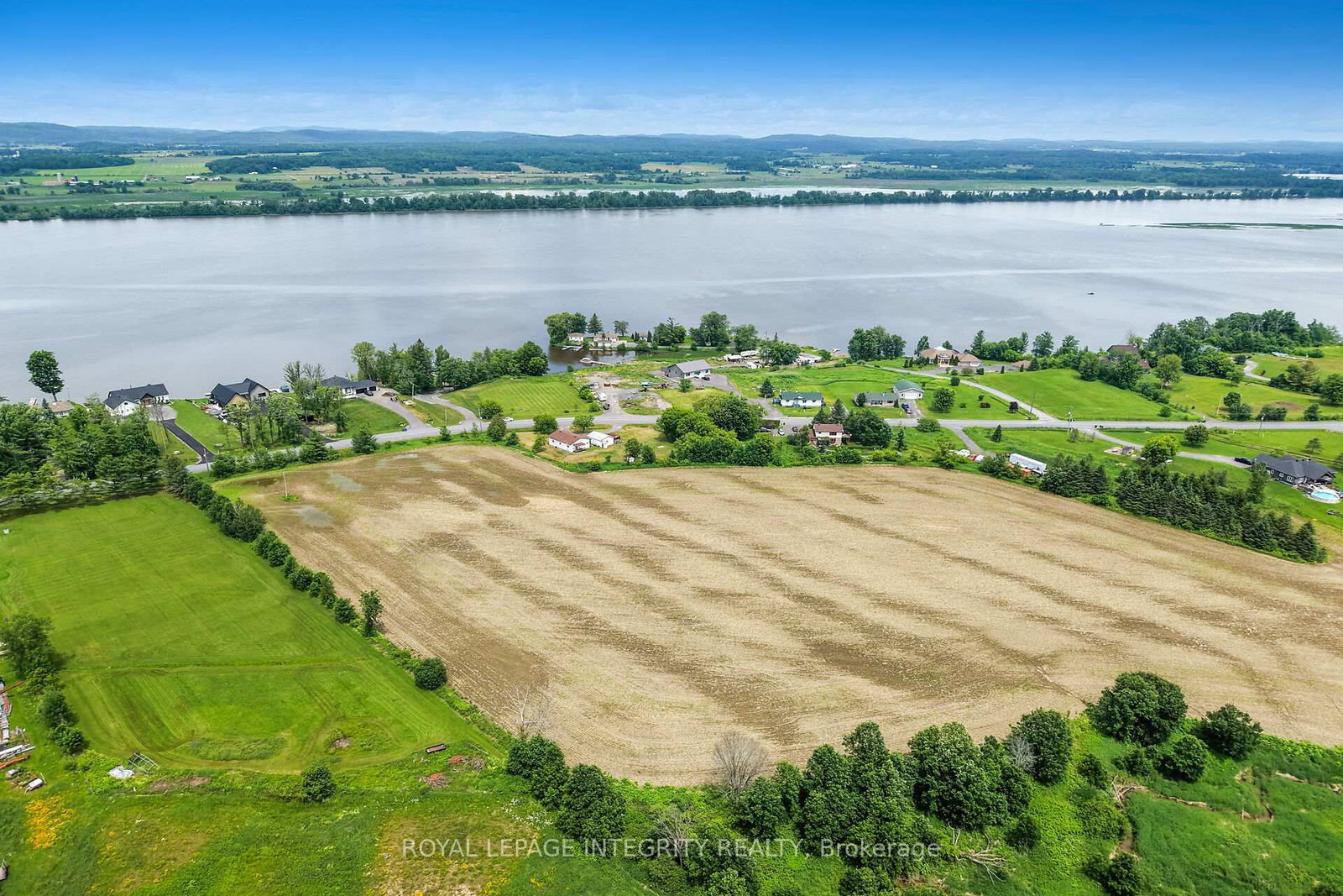 3156 Old Highway 17 Road • Clarence-Rockland, ON photo 44