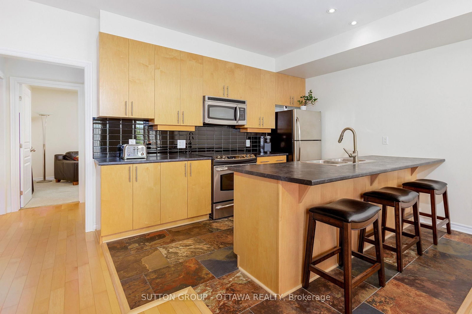 105 Eye Bright Crescent • #25 • Ottawa, ON photo 20