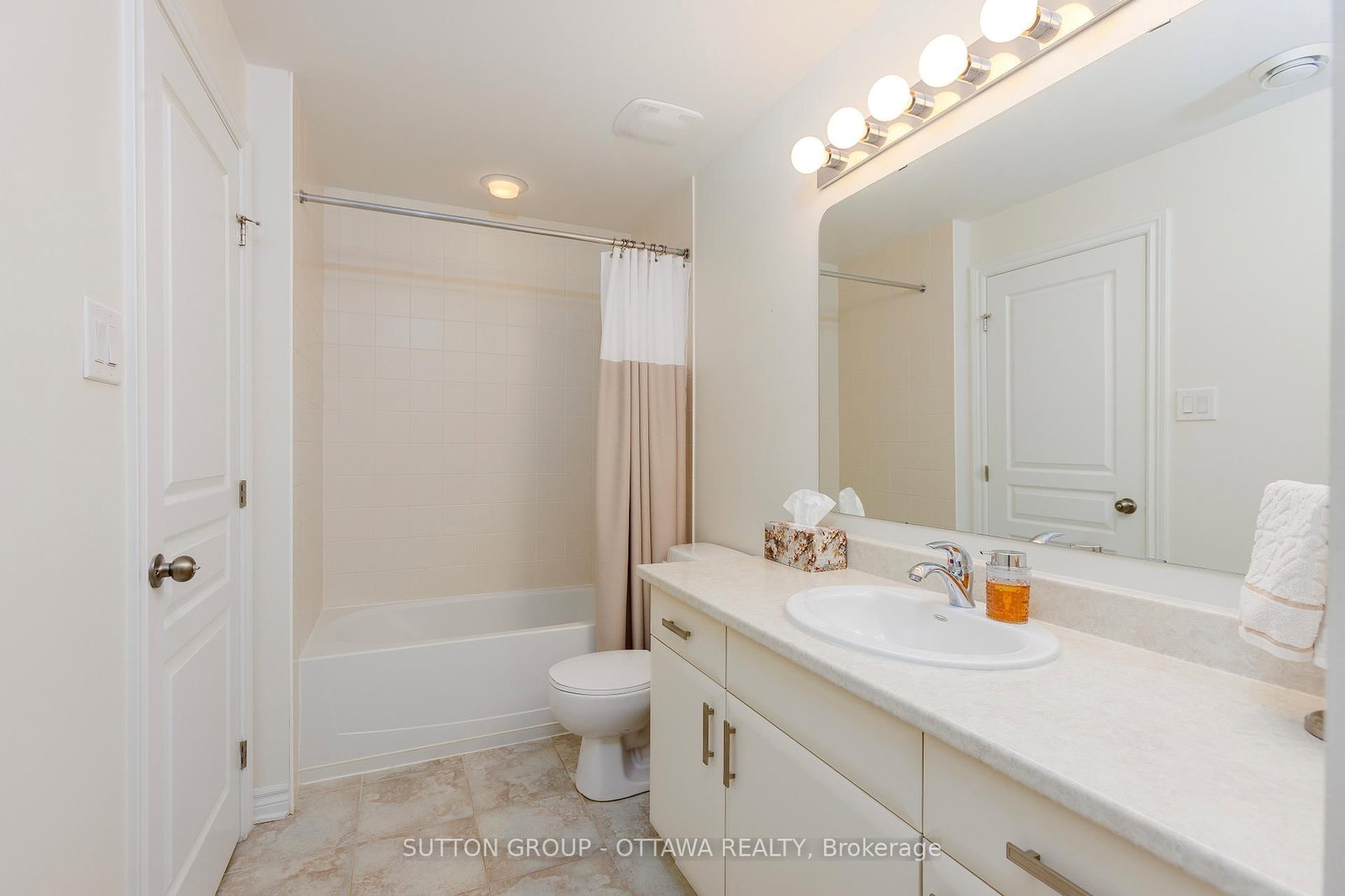 105 Eye Bright Crescent • #25 • Ottawa, ON photo 23