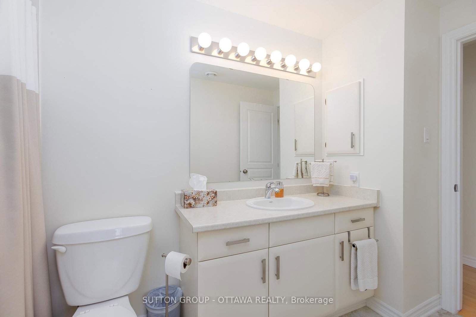 105 Eye Bright Crescent • #25 • Ottawa, ON photo 24