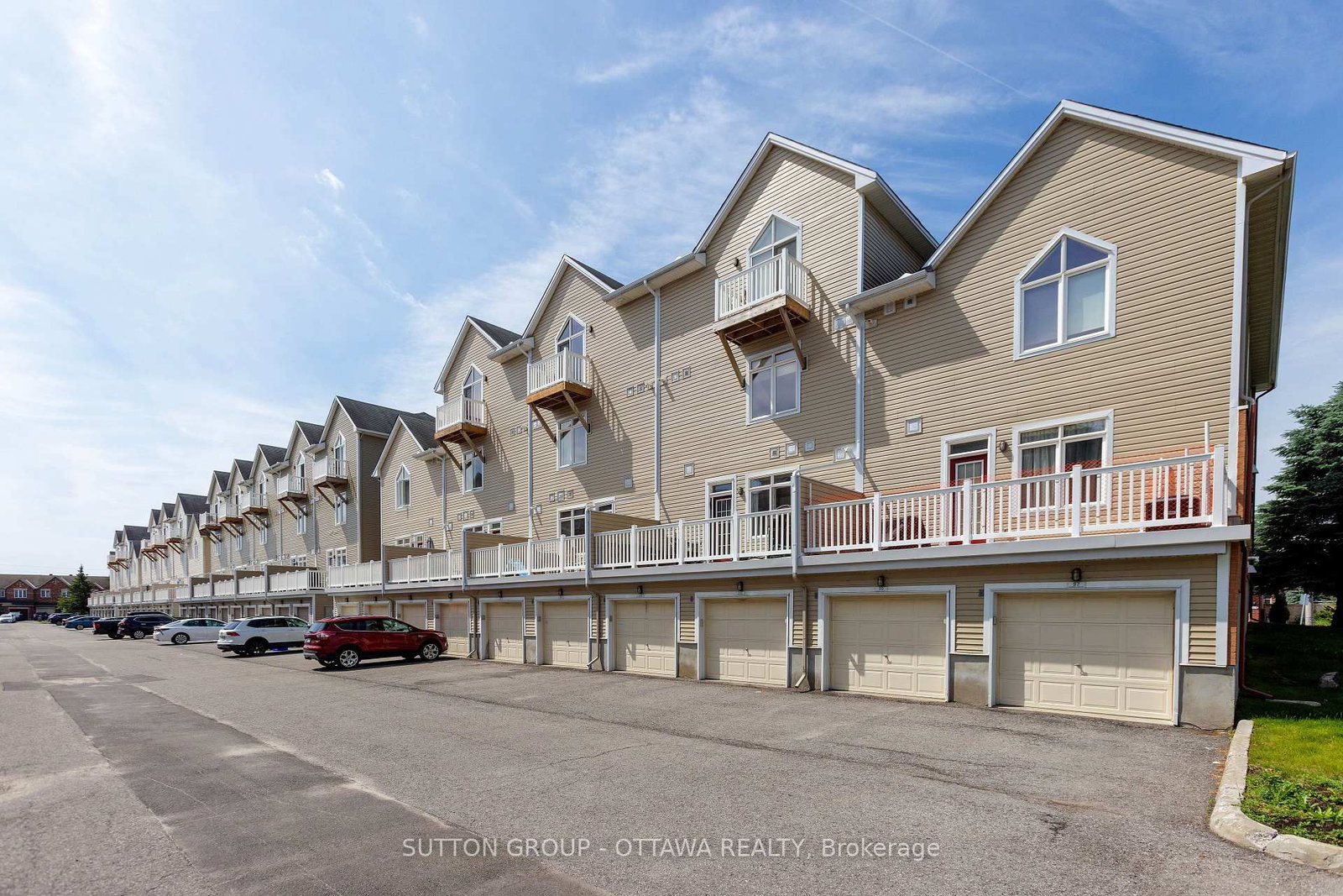105 Eye Bright Crescent • #25 • Ottawa, ON photo 40