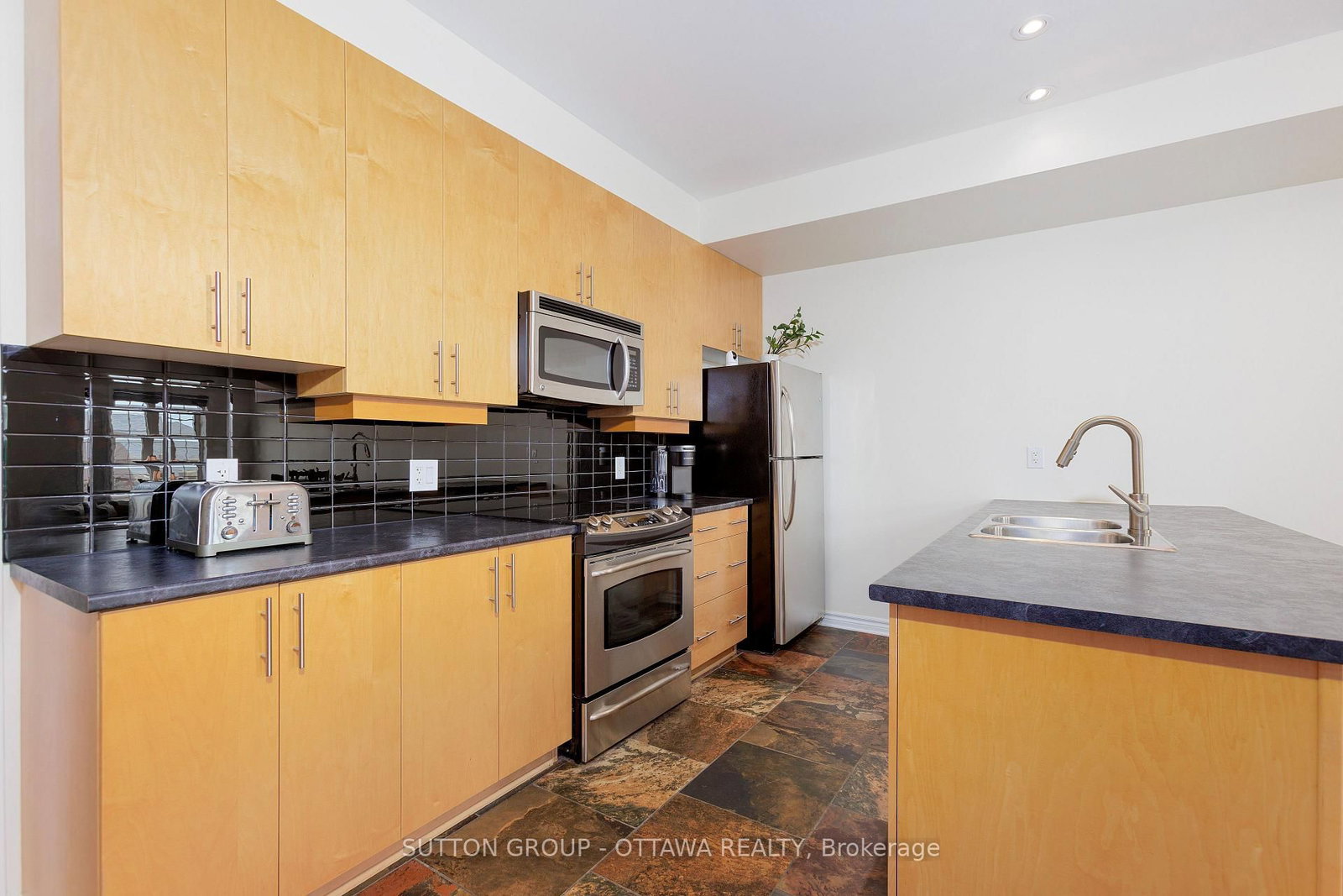 105 Eye Bright Crescent • #25 • Ottawa, ON photo 9