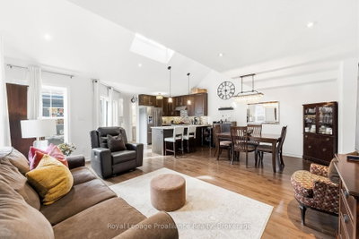 268 Strachan Street • Port Hope, ON photo 9