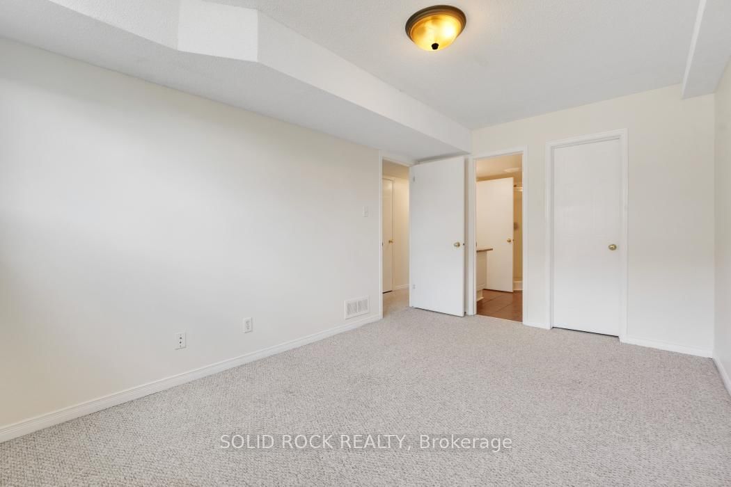 1701 Blohm Drive • #13 • Ottawa, ON photo 22