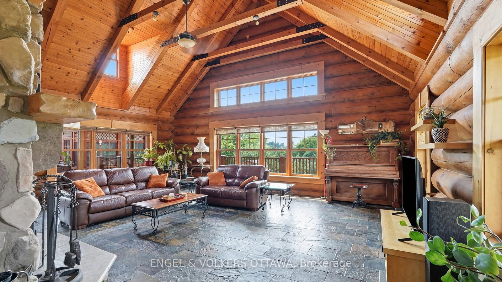 681 Montée Lebrun Side Road • The Nation, ON photo 5