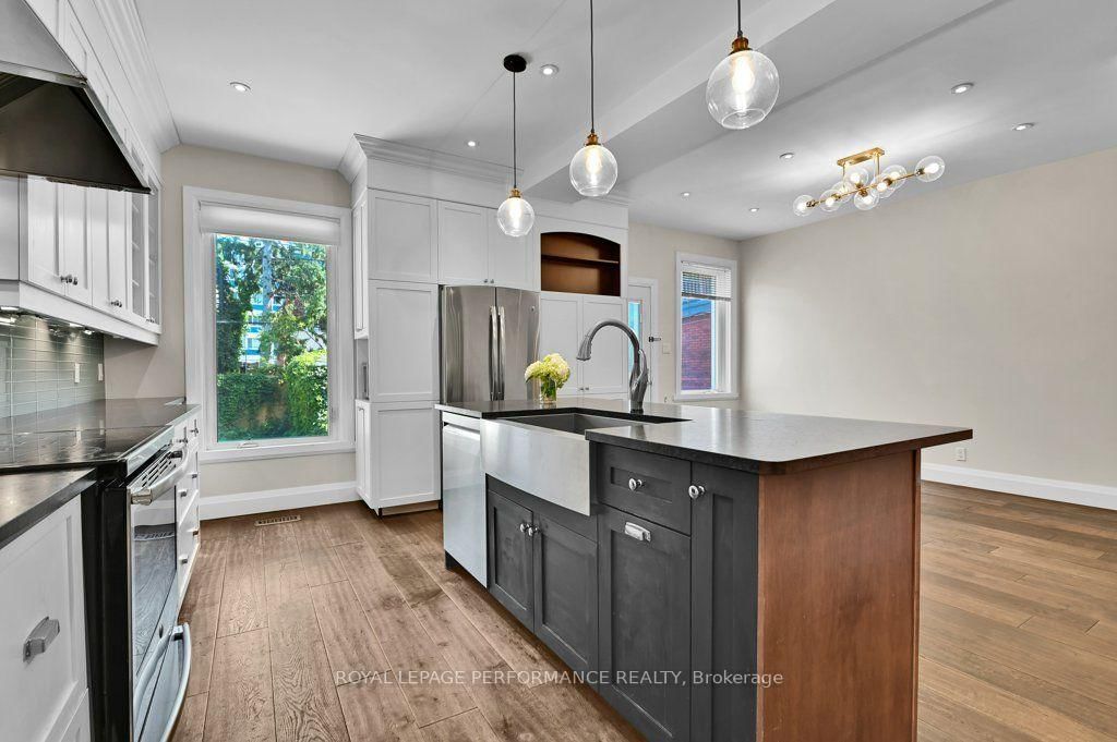 168 Stewart Street • Ottawa, ON photo 11