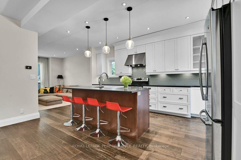 168 Stewart Street • Ottawa, ON photo 13