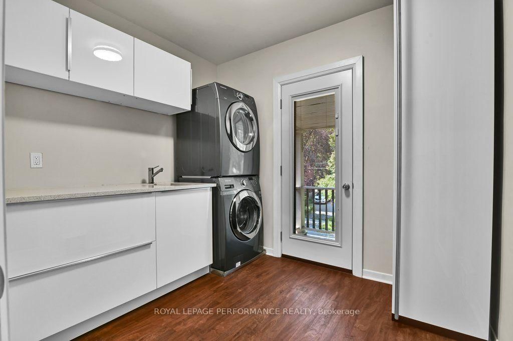 168 Stewart Street • Ottawa, ON photo 19