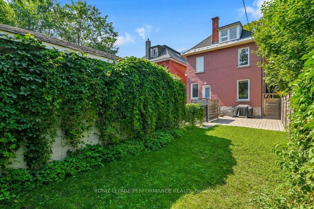 168 Stewart Street • Ottawa, ON photo 34
