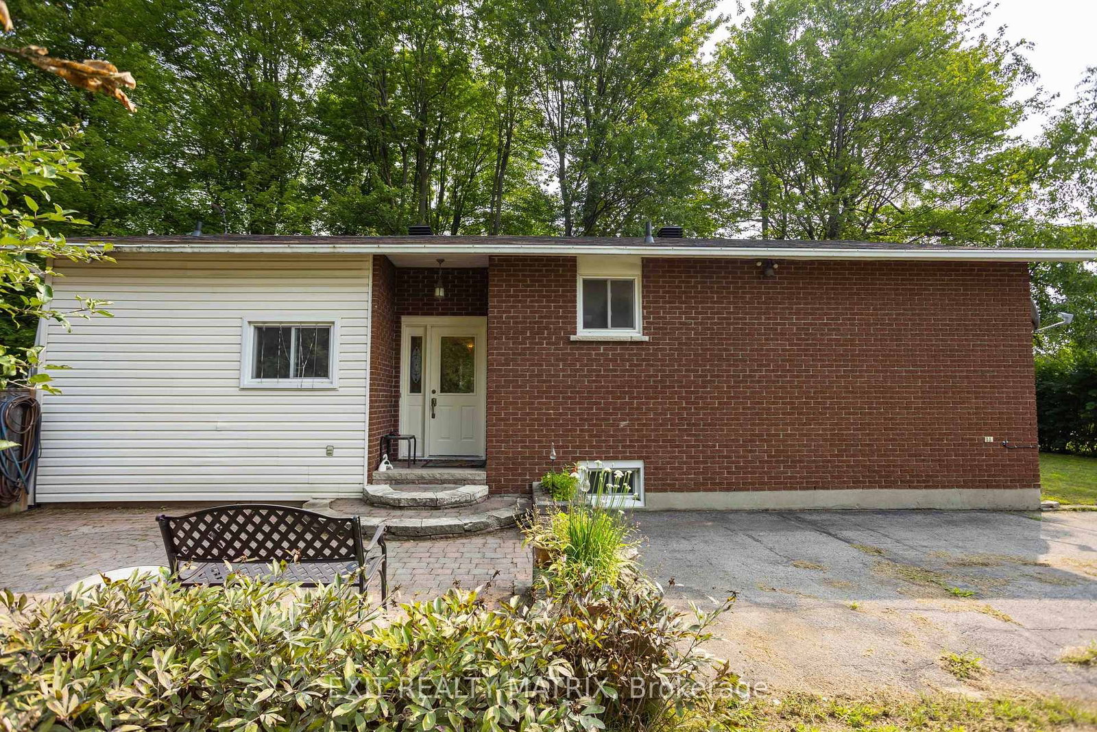 2174 Des Pins Street • The Nation, ON photo 4