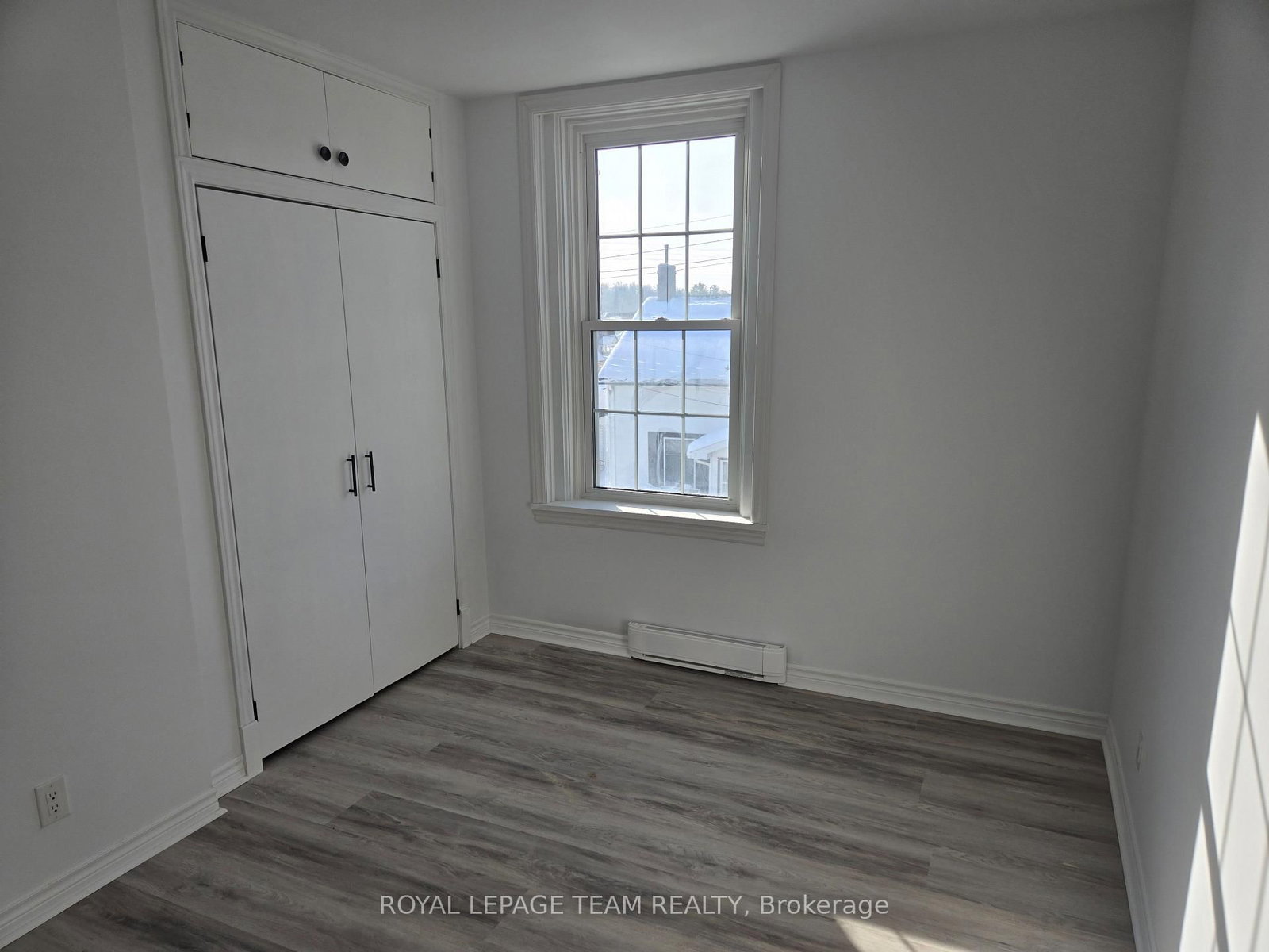 106 Renfrew Street S • Pakenham, ON photo 30