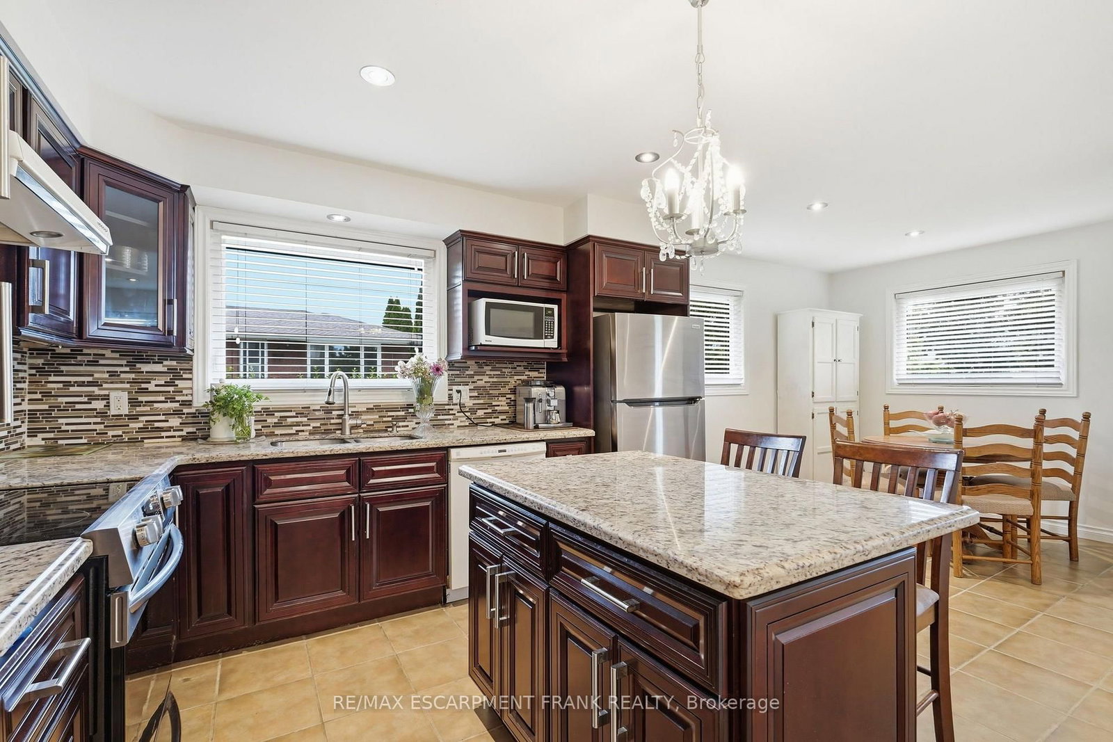 76 Orphir Road • Hamilton, ON photo 12
