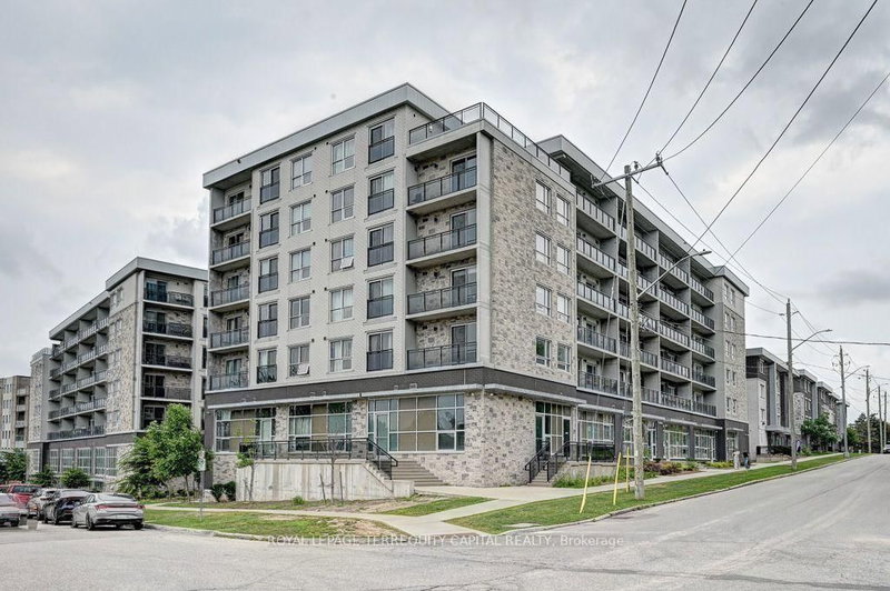 F-310 - 275 Larch Street
