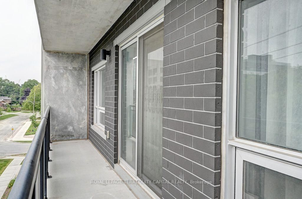 275 Larch Street • #F-310 • Waterloo, ON photo 32