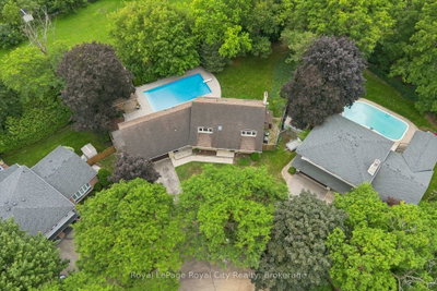 8 Berkley Place • Guelph, ON photo 2