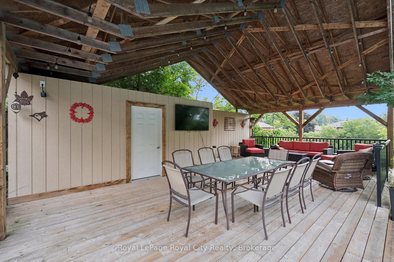 8 Berkley Place • Guelph, ON photo 25