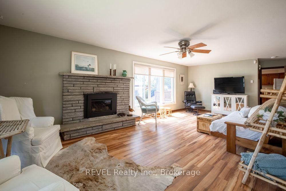 353 Oakwood Avenue • Fort Erie, ON photo 9