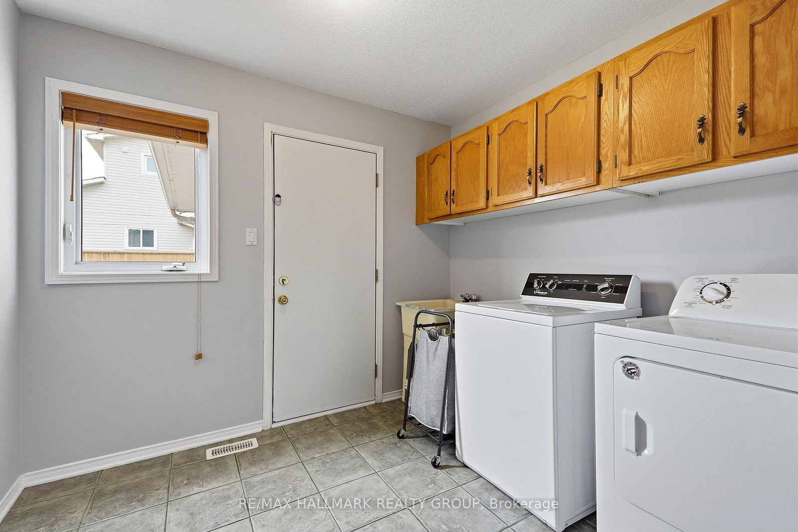 3351 DESCOTES Circle • Clarence-Rockland, ON photo 23