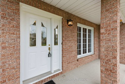 3351 DESCOTES Circle • Clarence-Rockland, ON photo 4