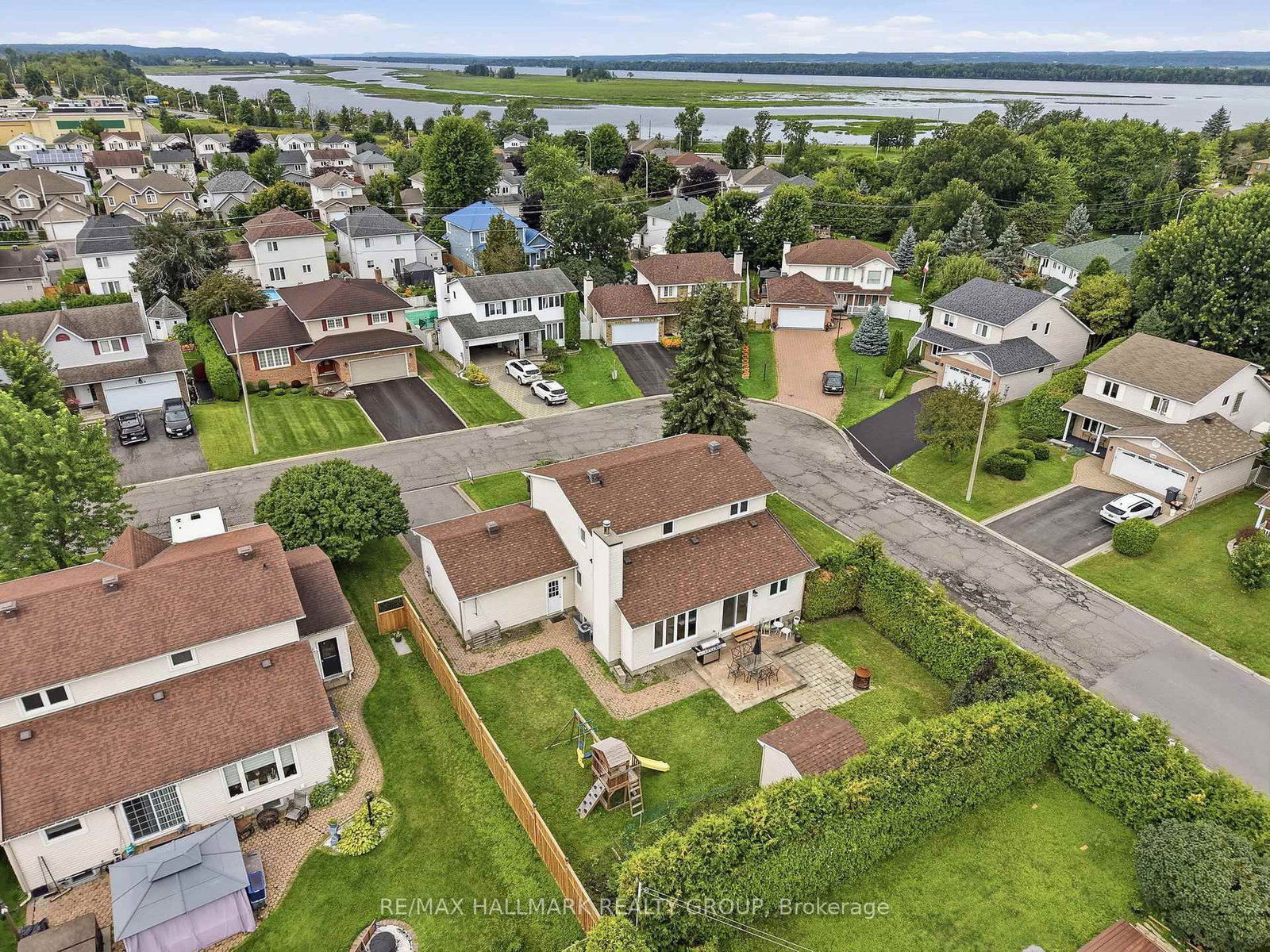 3351 DESCOTES Circle • Clarence-Rockland, ON photo 43