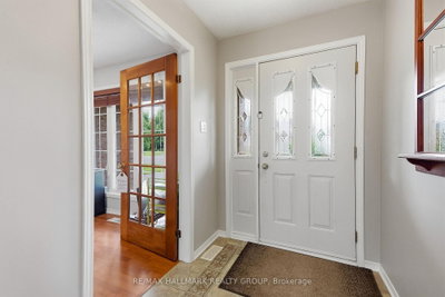 3351 DESCOTES Circle • Clarence-Rockland, ON photo 5