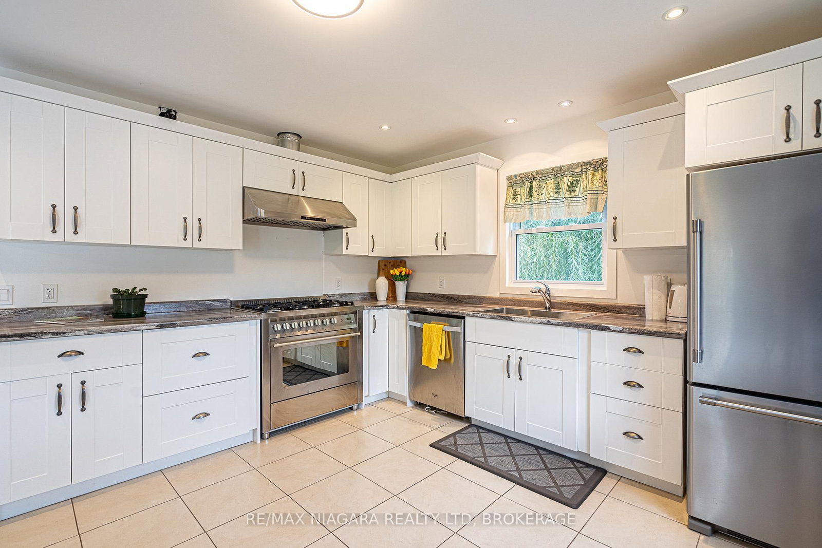 487 Four Mile Creek Road • Niagara-on-the-Lake, ON photo 11