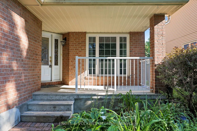 28 Weybridge Drive