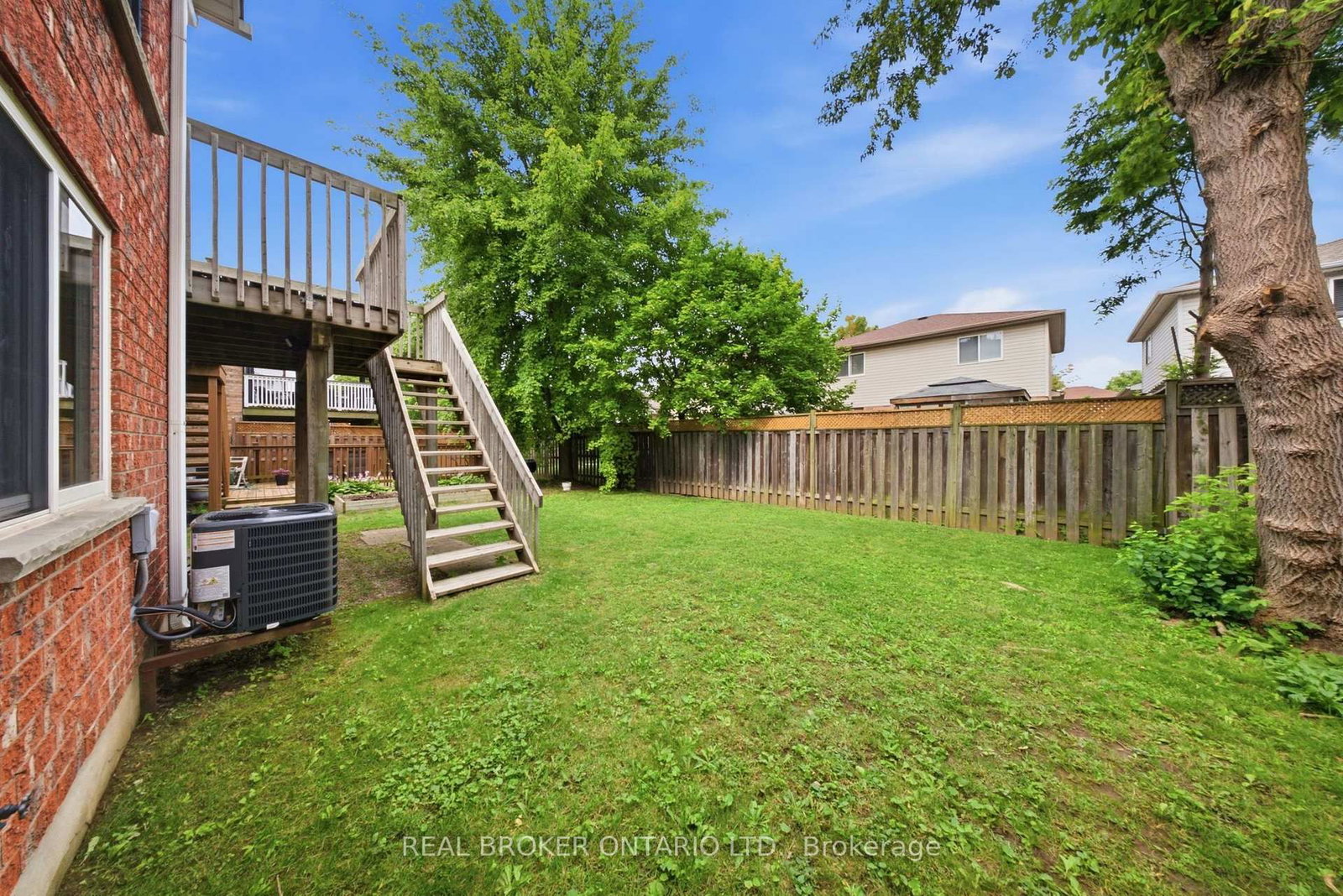 19 Boulder Crescent • Guelph, ON photo 33