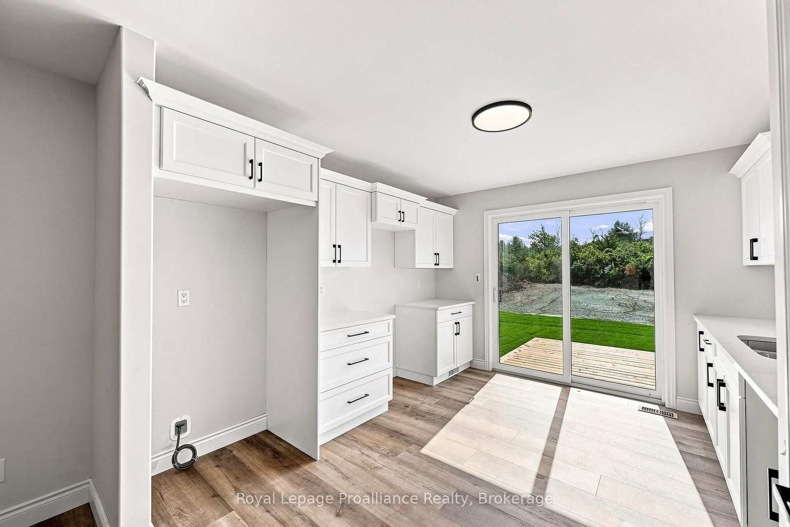 208 Homewood Avenue • Trent Hills, ON photo 13