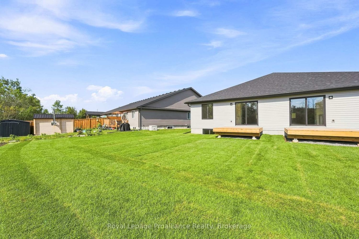 208 Homewood Avenue • Trent Hills, ON photo 24