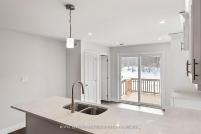 208 Homewood Avenue • Trent Hills, ON photo 7