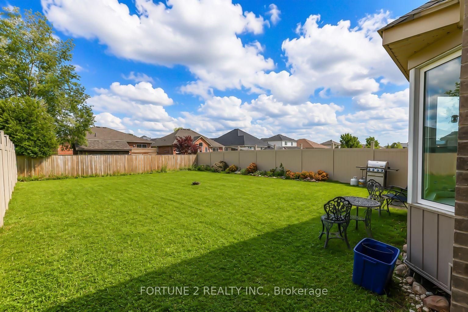 960 Hannah Avenue S • North Perth, ON photo 25