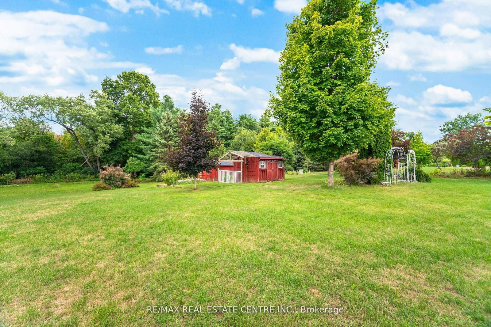 29 JESSICA Lane • Guelph/Eramosa, ON photo 42