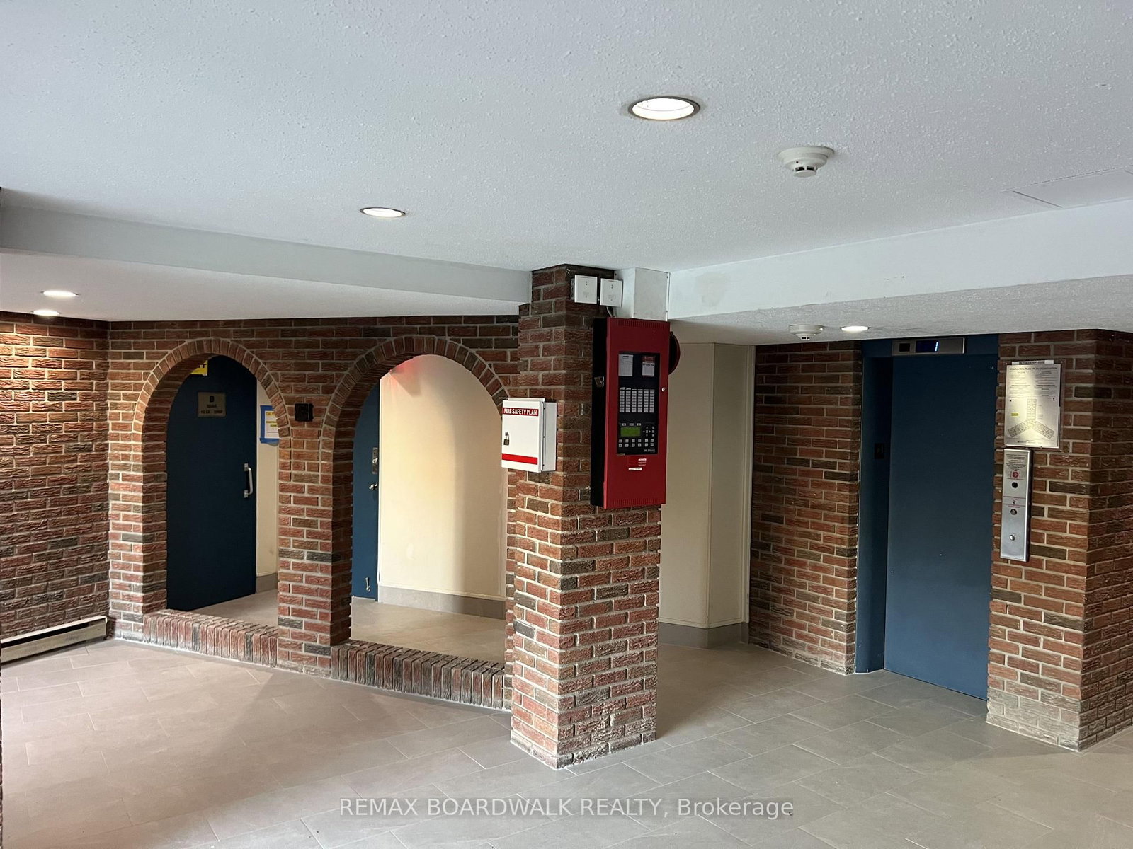 2041 Arrowsmith Drive • #101B • Ottawa, ON photo 2