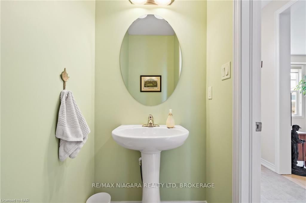 63 BROCK Street • Niagara-on-the-Lake, ON photo 14