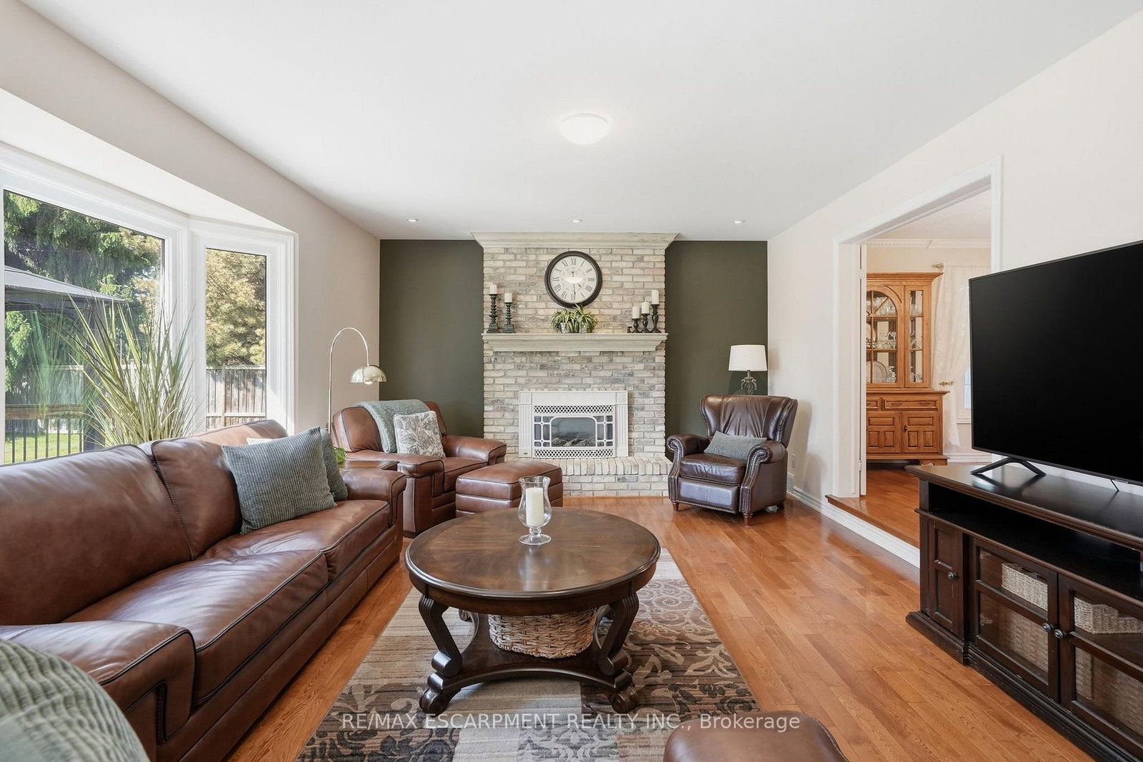 1 Meander Close • Hamilton, ON photo 15