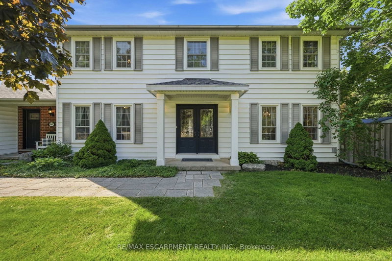 1 Meander Close