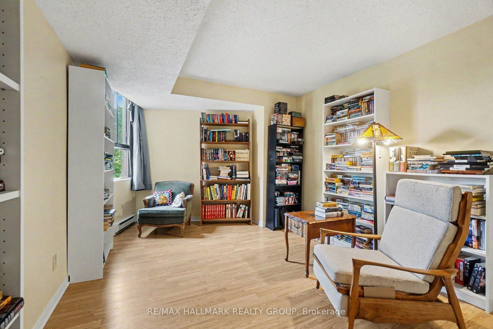 2850 CARLING Avenue • #302 • Ottawa, ON photo 9