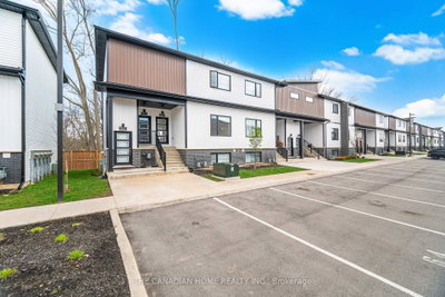 4263 FOURTH Avenue • #321 • Niagara Falls, ON photo 3