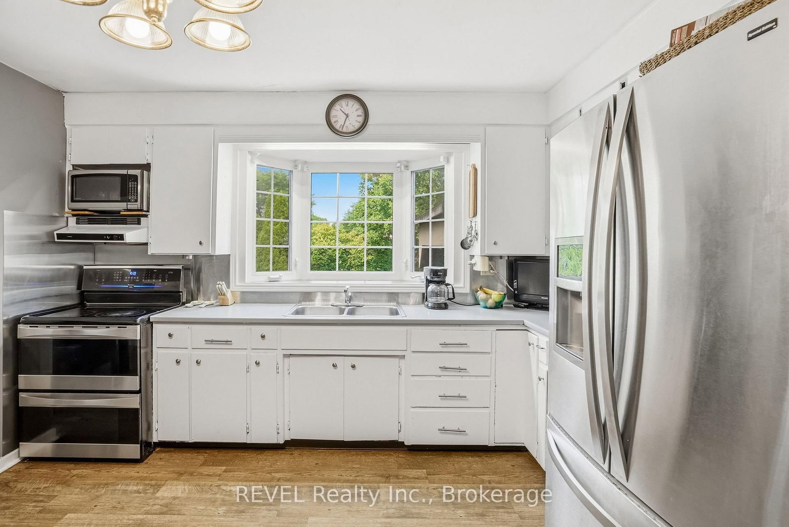 4123 Dorchester Road • Niagara Falls, ON photo 12