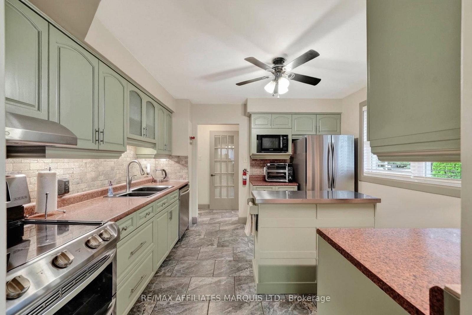 1635 Brookdale Avenue • Cornwall, ON photo 22
