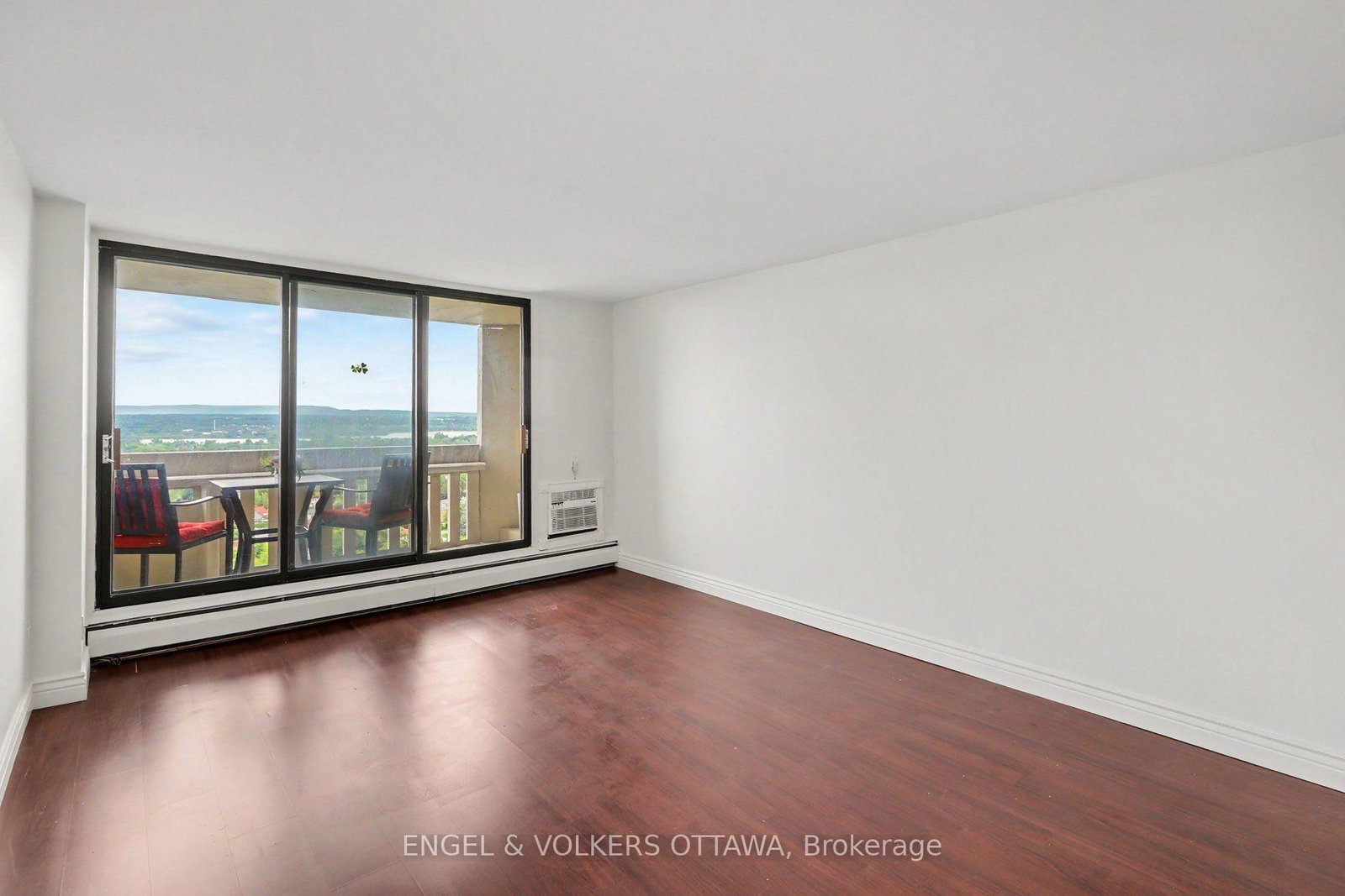 415 Greenview Avenue • #1702 • Ottawa, ON photo 16