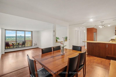 415 Greenview Avenue • #1702 • Ottawa, ON photo 8