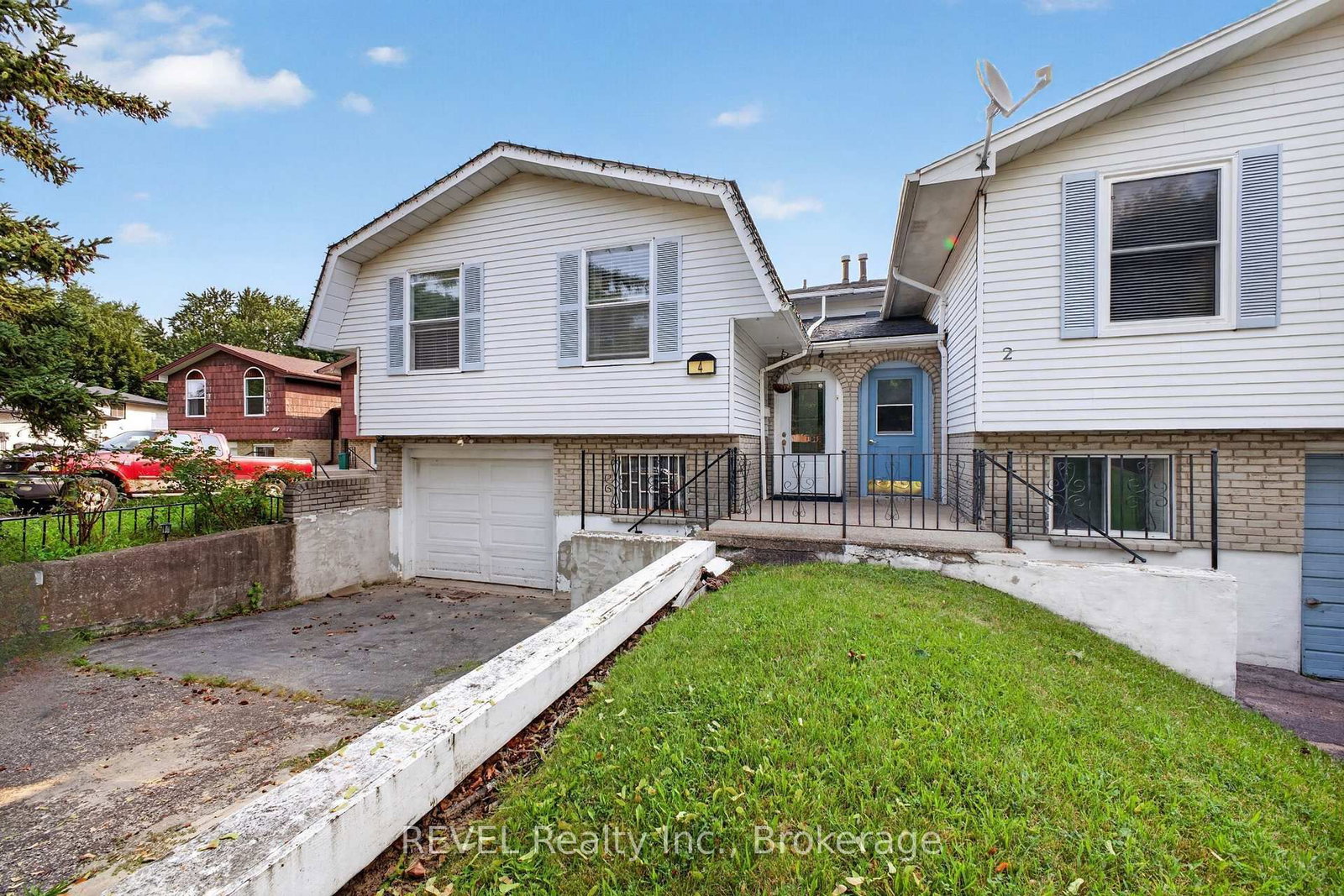 4 Kerwin Gate • St. Catharines, ON photo 1